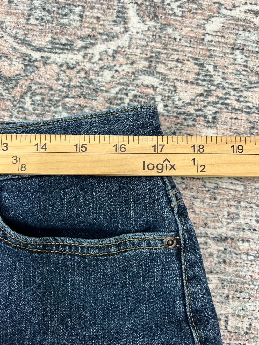 Lee Mid Rise Bermuda Jean Shorts Regular Fit Women's Size 14 Stretch - Picture 9 of 12